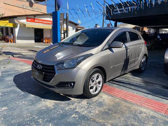 HYUNDAI HB20 1.0 COMFORT PLUS 12V FLEX 4P MANUAL HYUNDAI HB20 1.0 COMFORT PLUS 12V FLEX 4P MANUAL